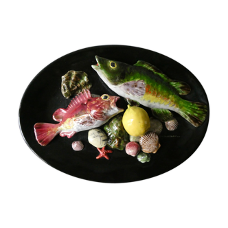 Dish in dabbling, fish décor, signed Quinson in Vallauris