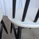 Ensemble de 3 chaises de salle à manger vintage noir et blanc, style Ilmari Tapiovaara, scandinave.