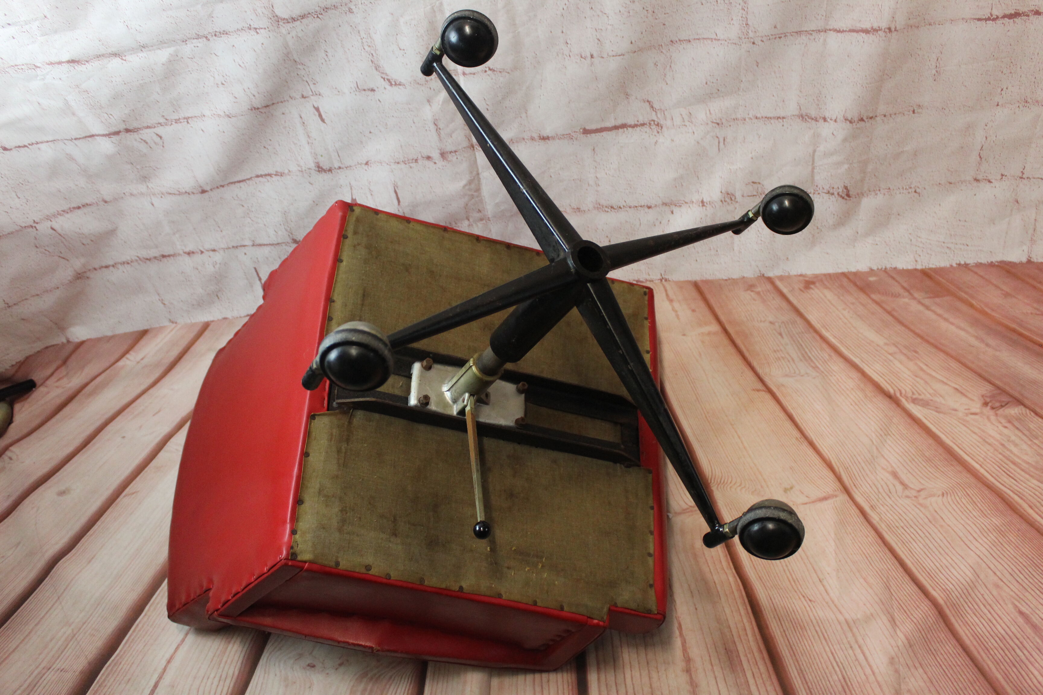Office chair with wheels vintage skai design 1950