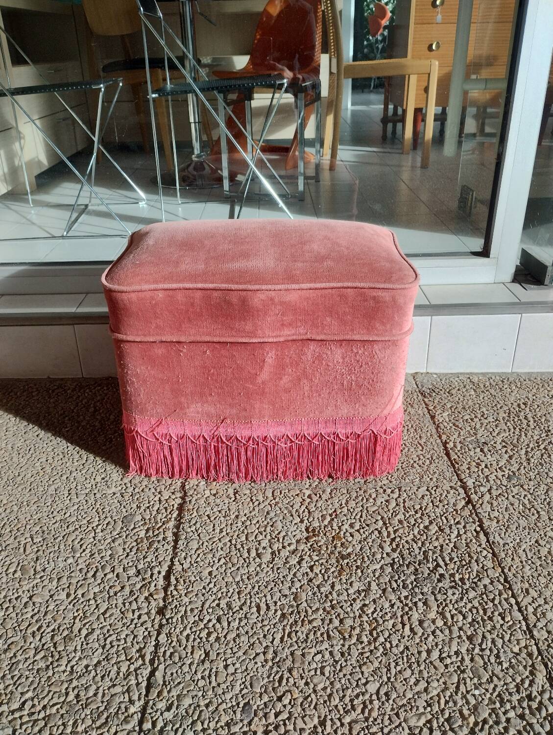 Pink velvet toad pouf