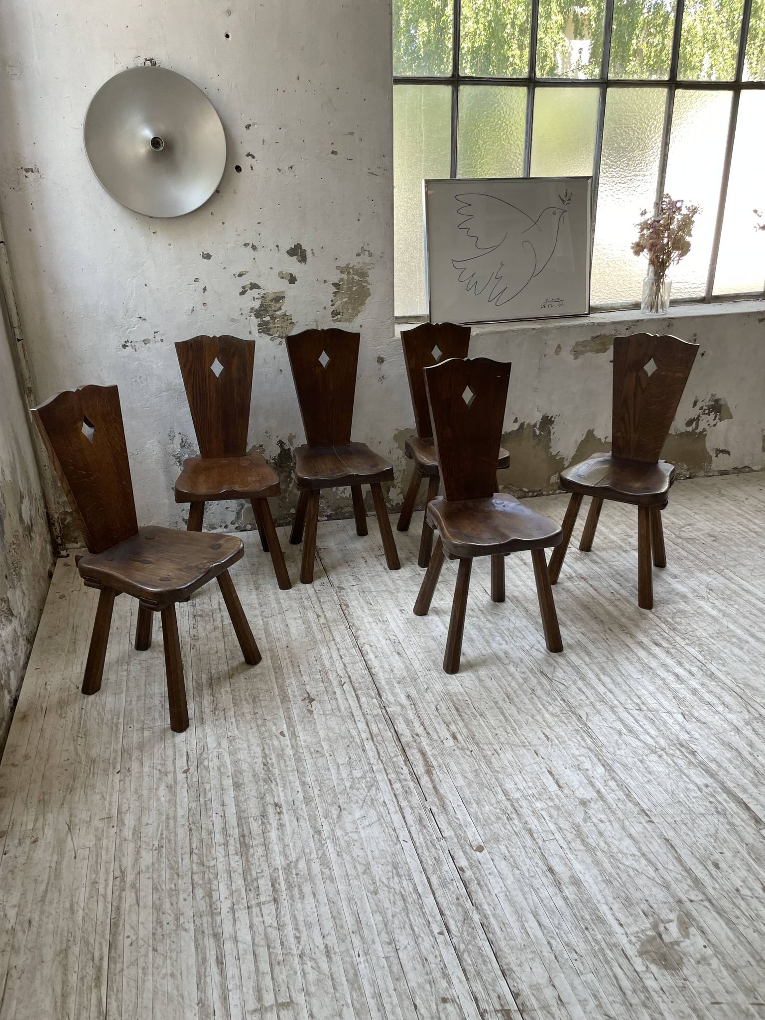 Solid oak chairs Savoyard cap popular art