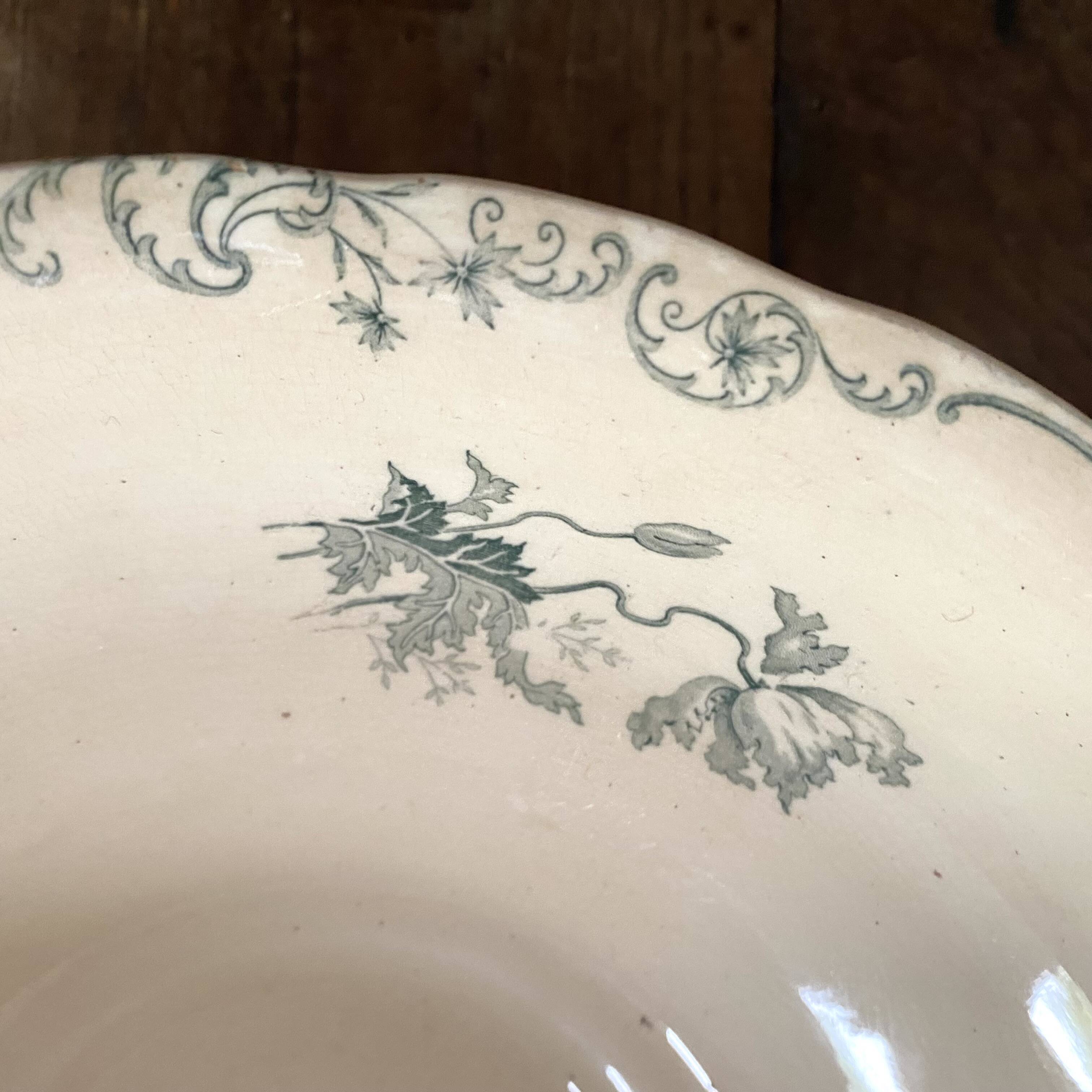 Old iron earth salad bowl, poppy model