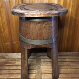 Ancien tabouret forme tonneau bois brut + cerclages métal vintage