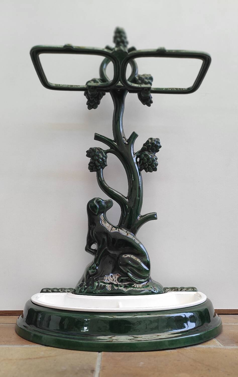 Art Nouveau umbrella stand