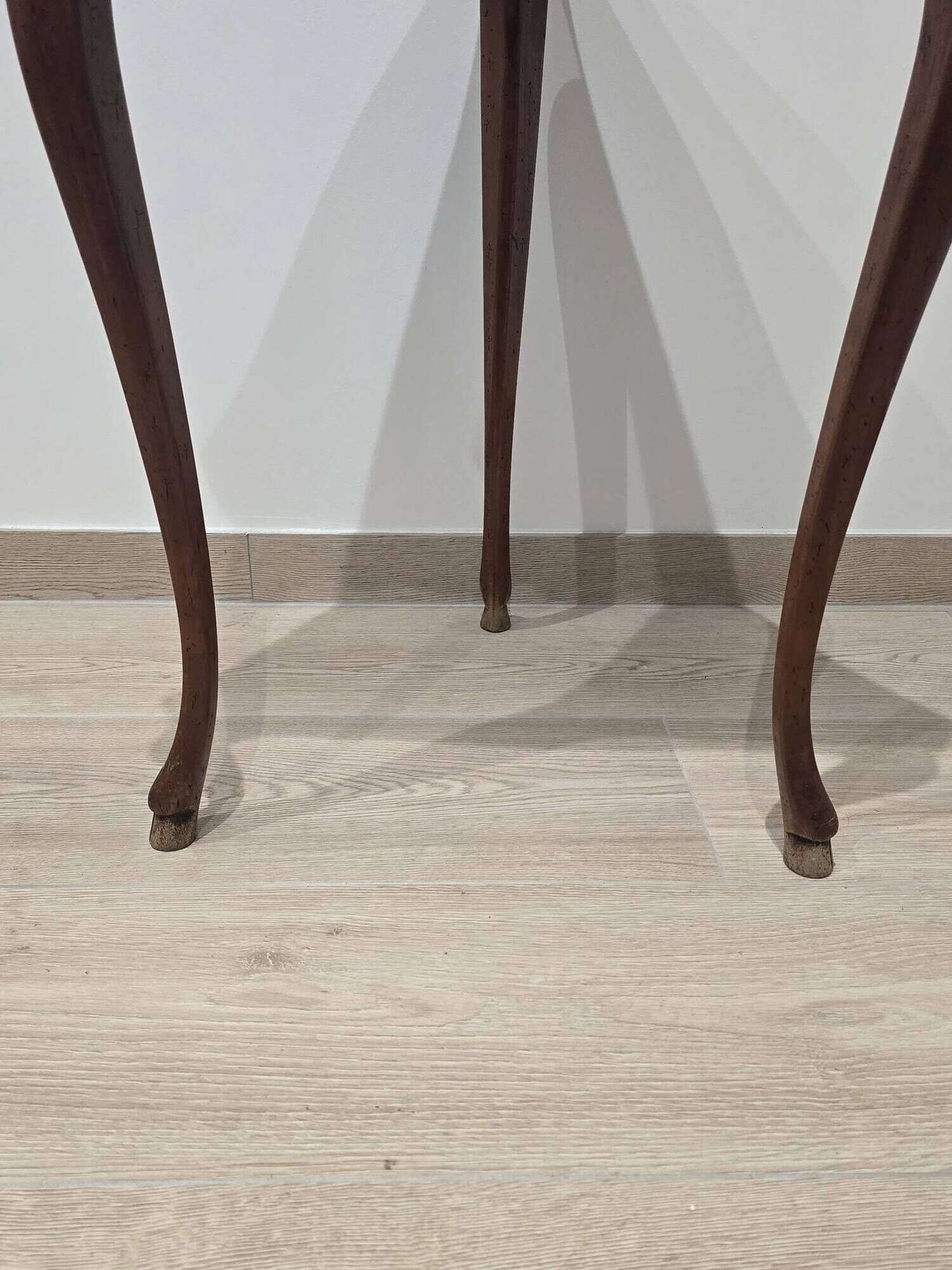 Triangular writing table – stamped André Mailfert (Orléans) – Louis XV style