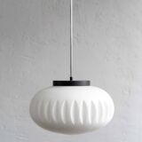Lampe à Suspension Vintage Tchécoslovaque en Verre Blanc par Osvětlovací Sklo, 1070