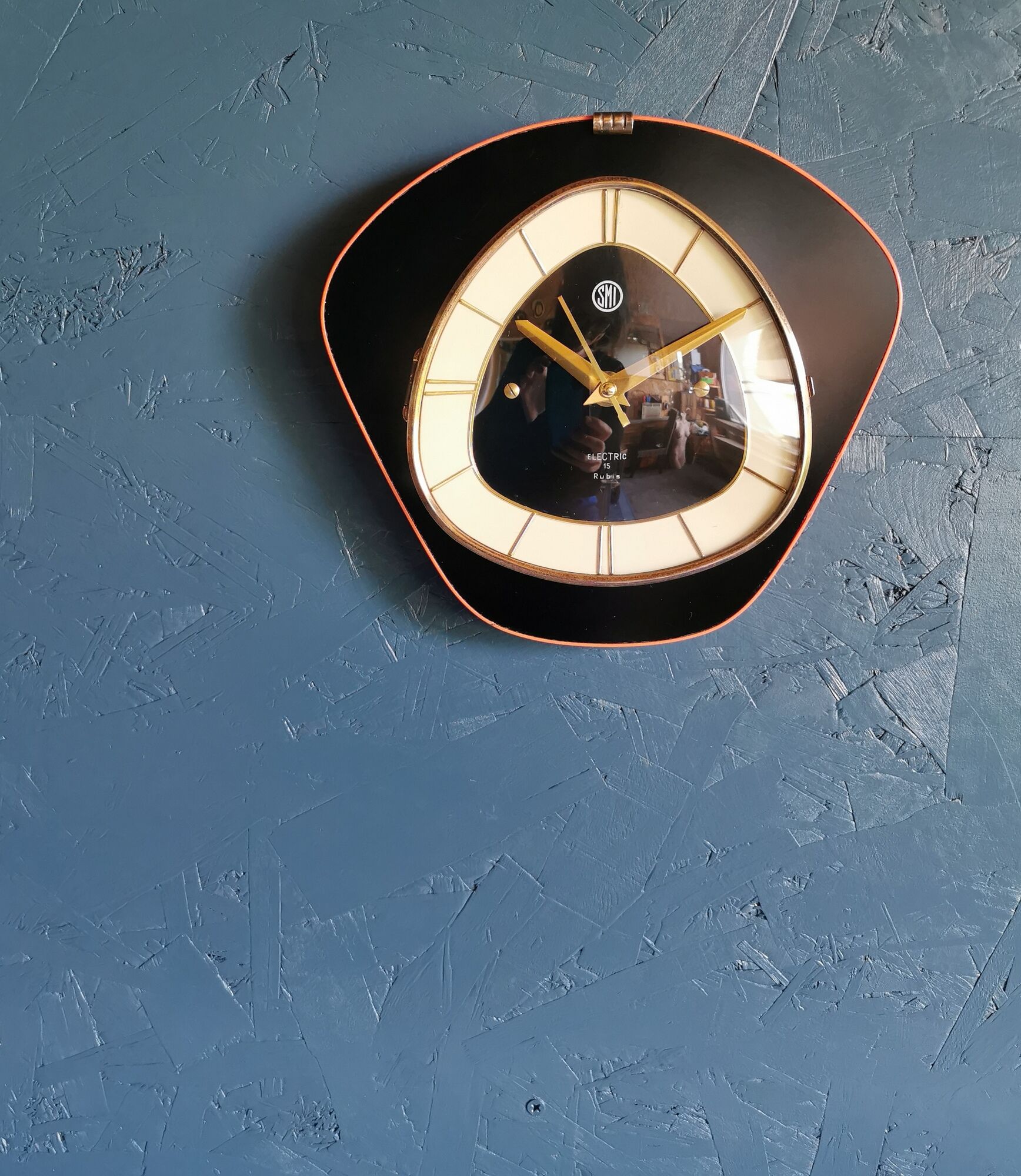 Horloge formica vintage pendule murale silencieuse "SMI noir orange"