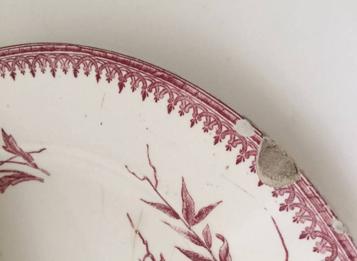 Assiette FF Pexonne Terre de Fer décor rose oiseaux XIX
