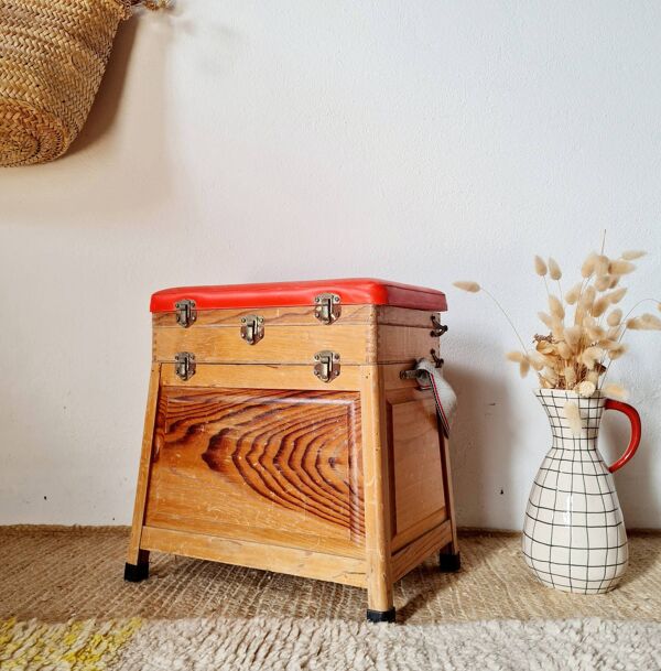 Ancien coffre de pêcheur, tabouret de métier  vintage