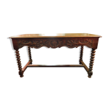 Oak table forming garden