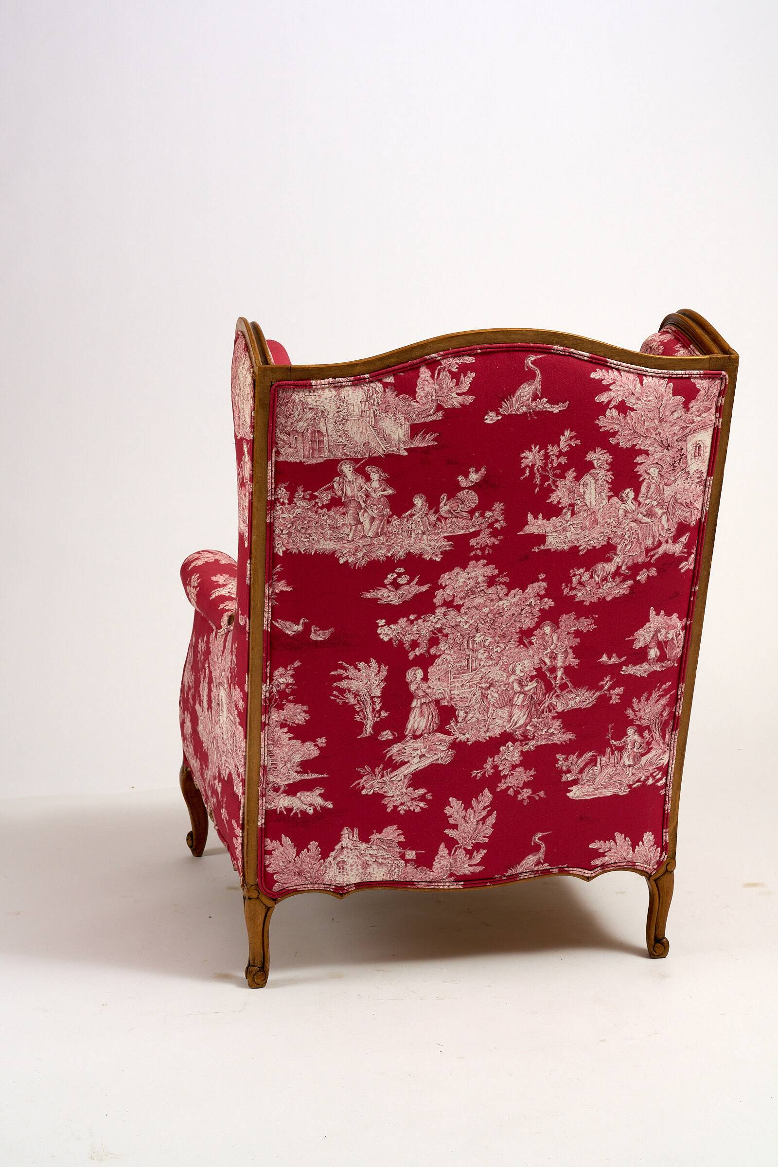 Pair of Louis XV style shepherdesses