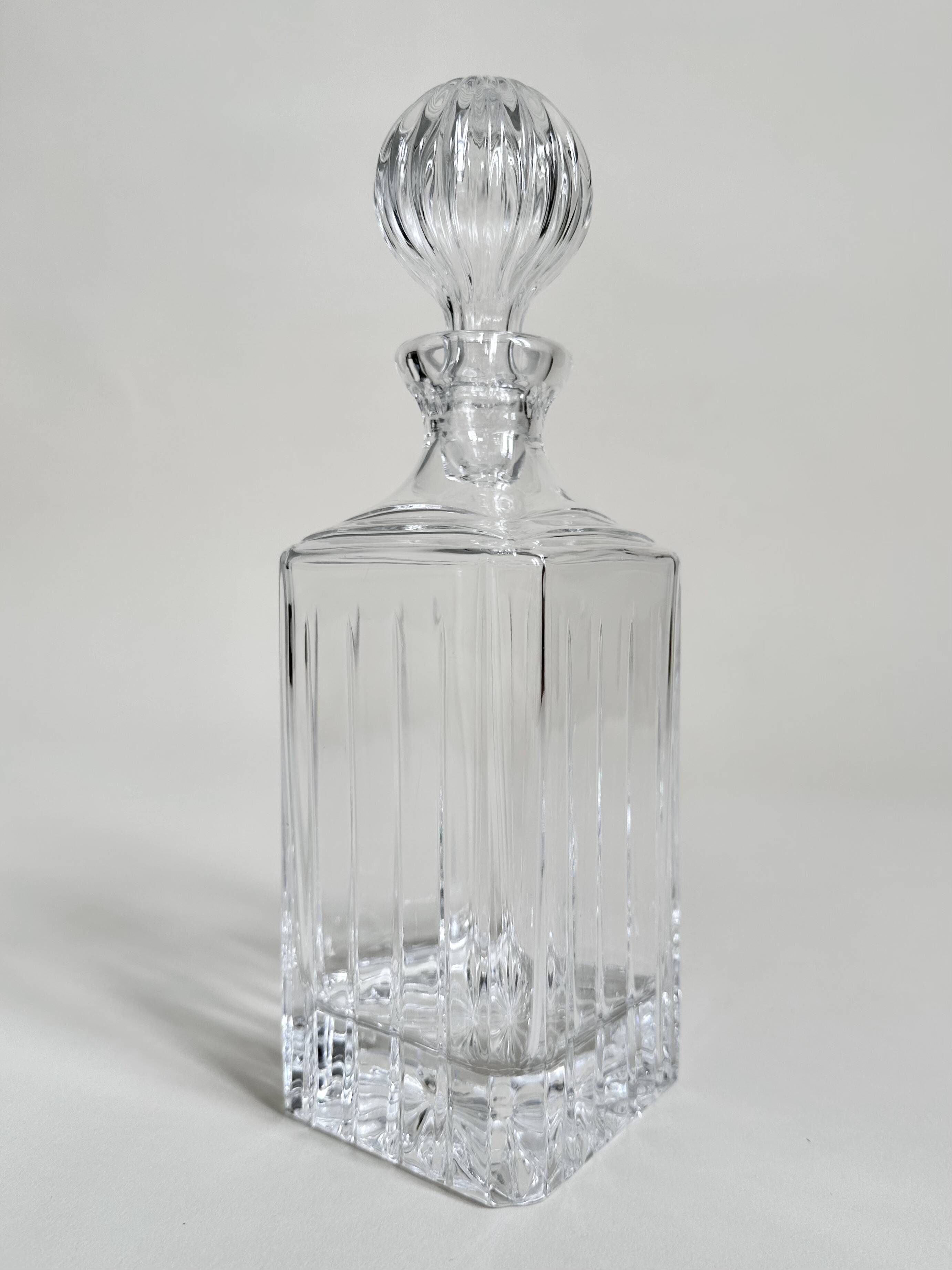 Thick glass whisky carafe