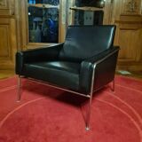 Armchair from the 3300 series by Arne Jacobsen
