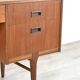 Bureau en teck danois du milieu du siècle, coiffeuse, tiroirs, buffet. Livraison. Vin