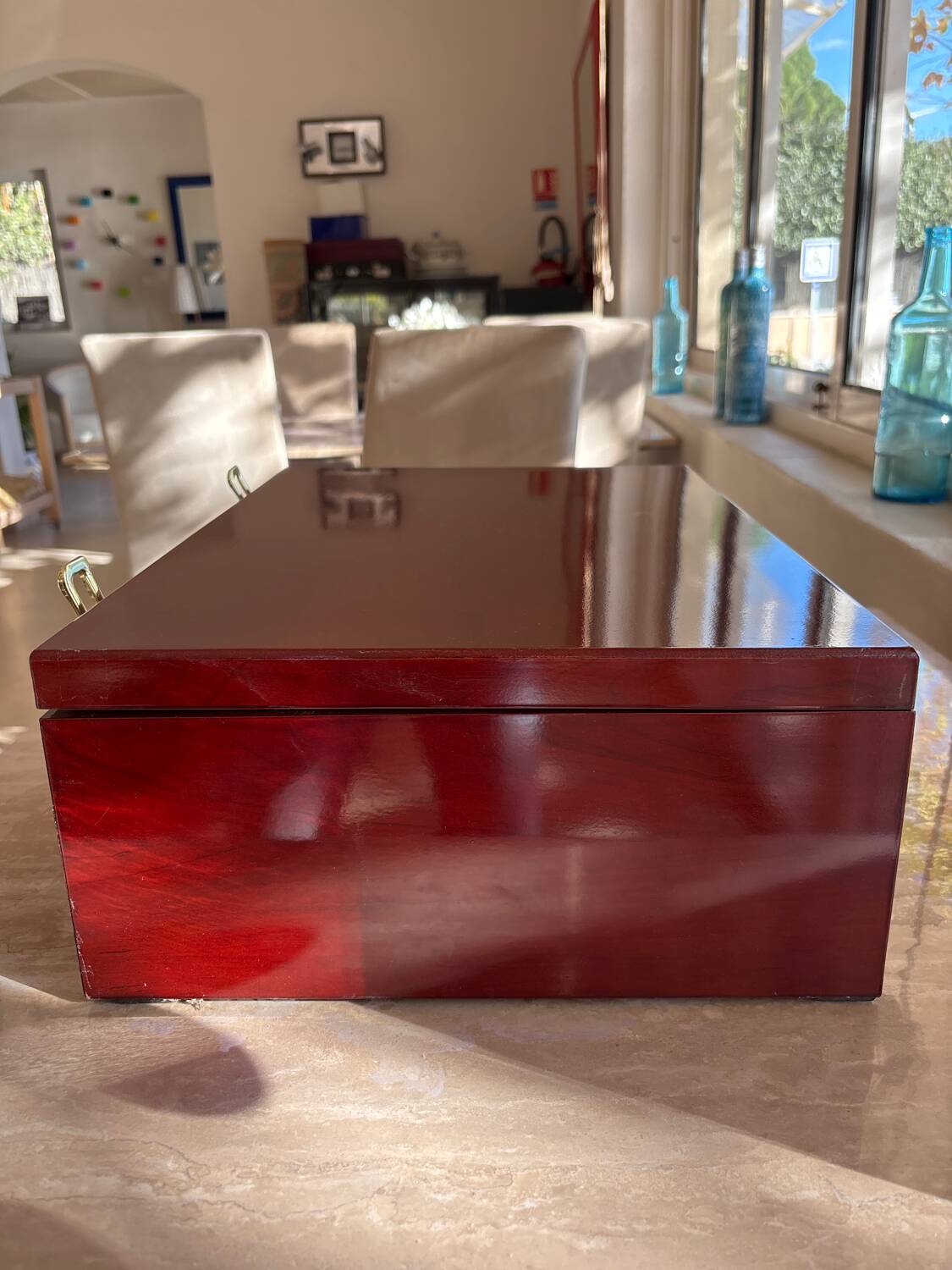 72-piece cutlery set