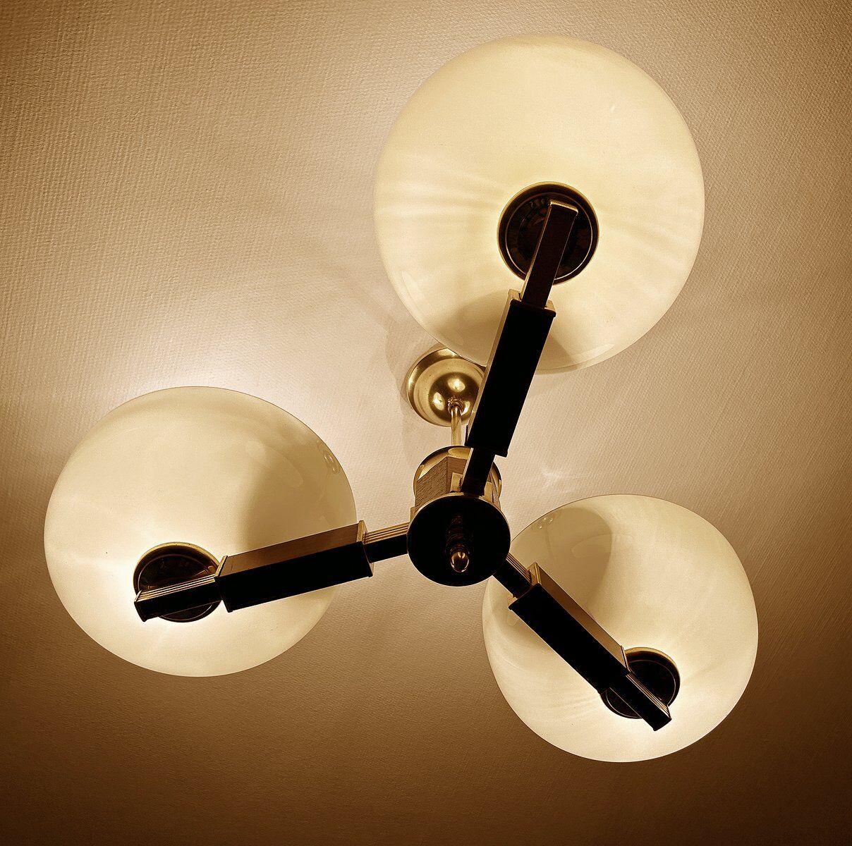 Large Art Deco pendant light in wood and glass, 1930s