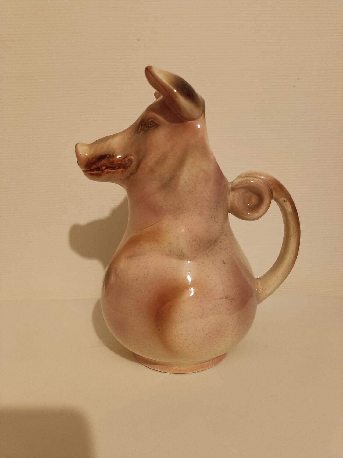Pitcher, jug, jug, zoomorphic pig