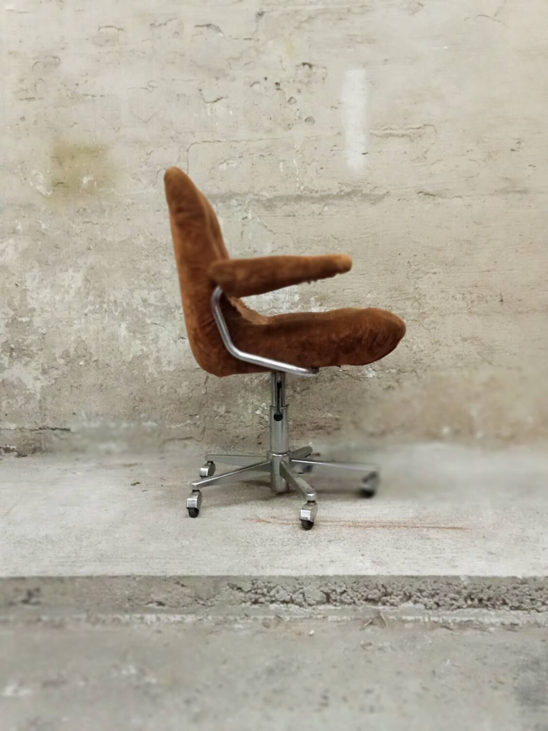 Desk chair