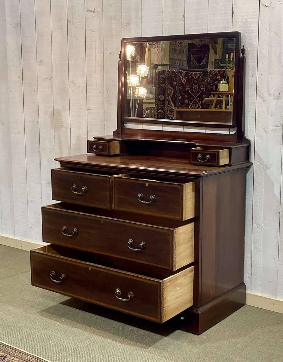 English mahogany dressing table from the early 20th century - L=1m, D=53cm, H=1m50.