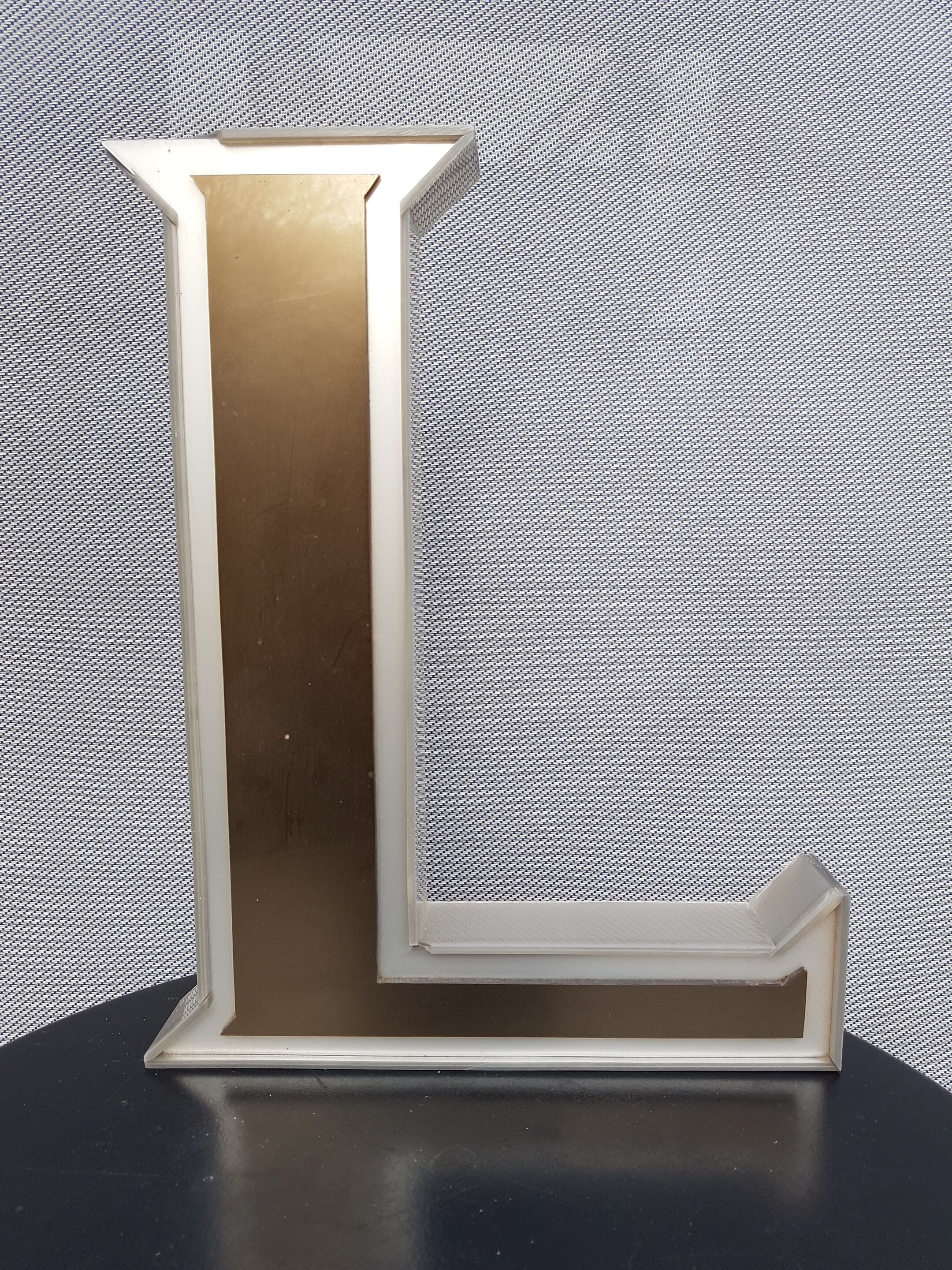 Letter L Brown Pearly iced