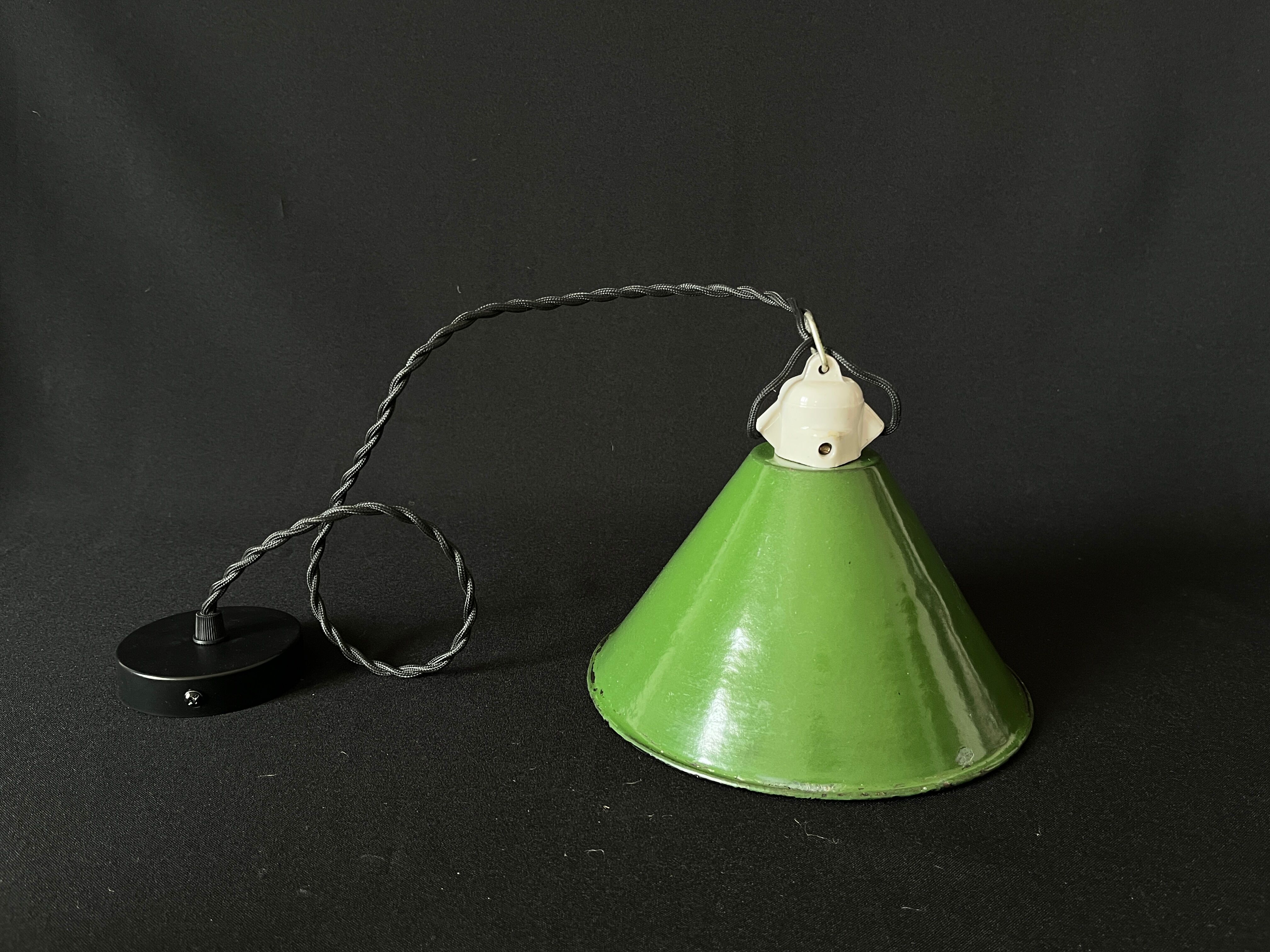 Industrial suspension conical metal green enamelled tole vintage