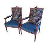 Fauteuils anciens entièrement restaurés style Louis XVI