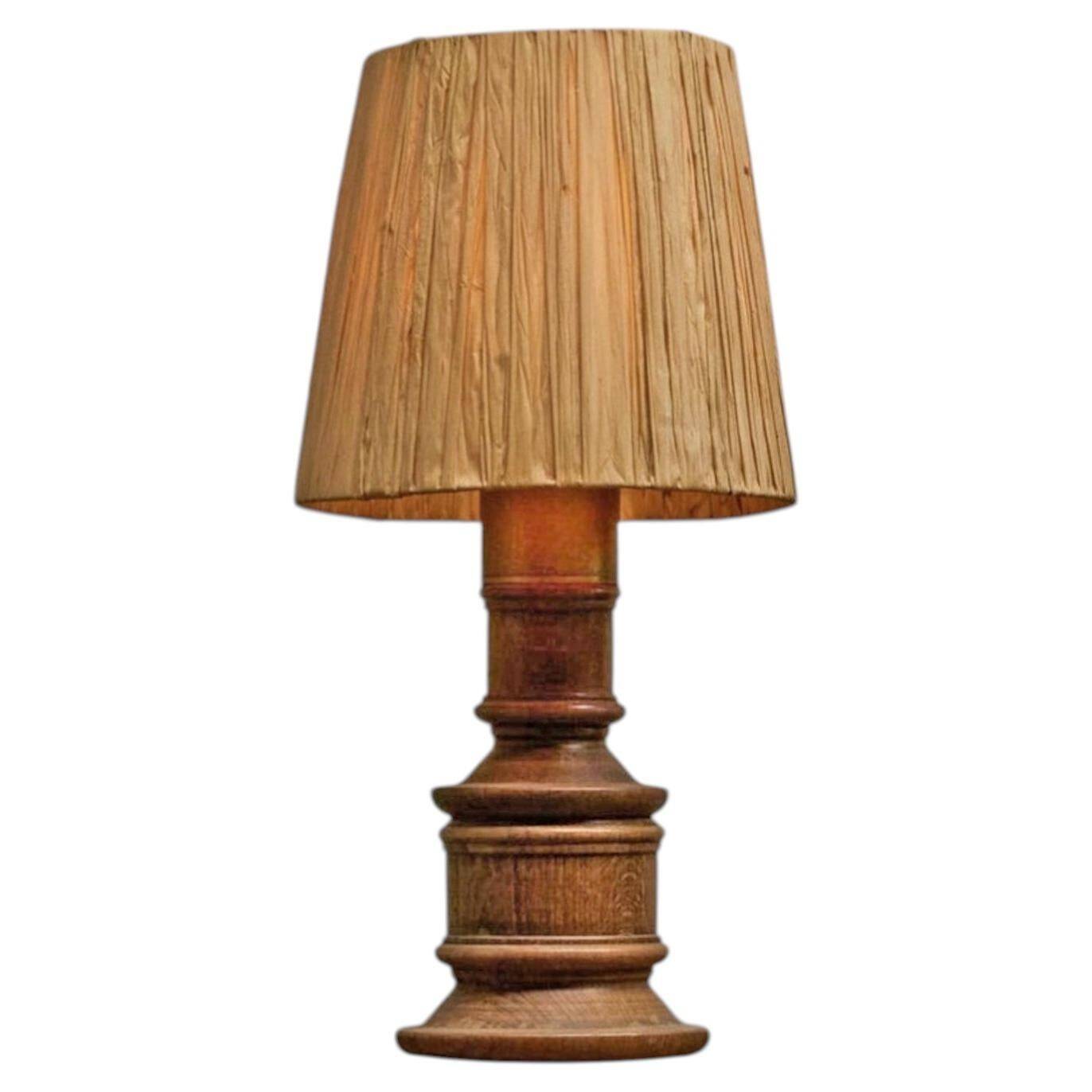 Mid-Century Accent Table Lamp in Solid Oak and Patinated Brass