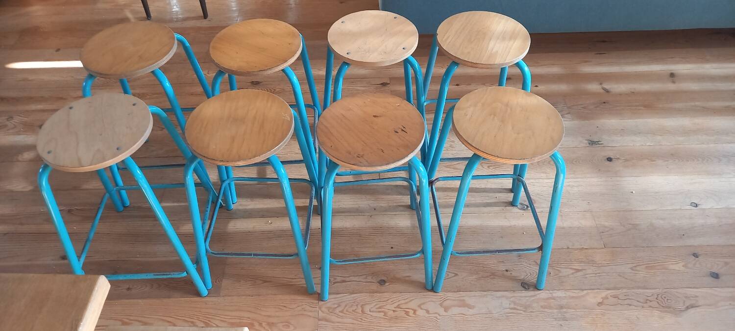 Set of 8 stools