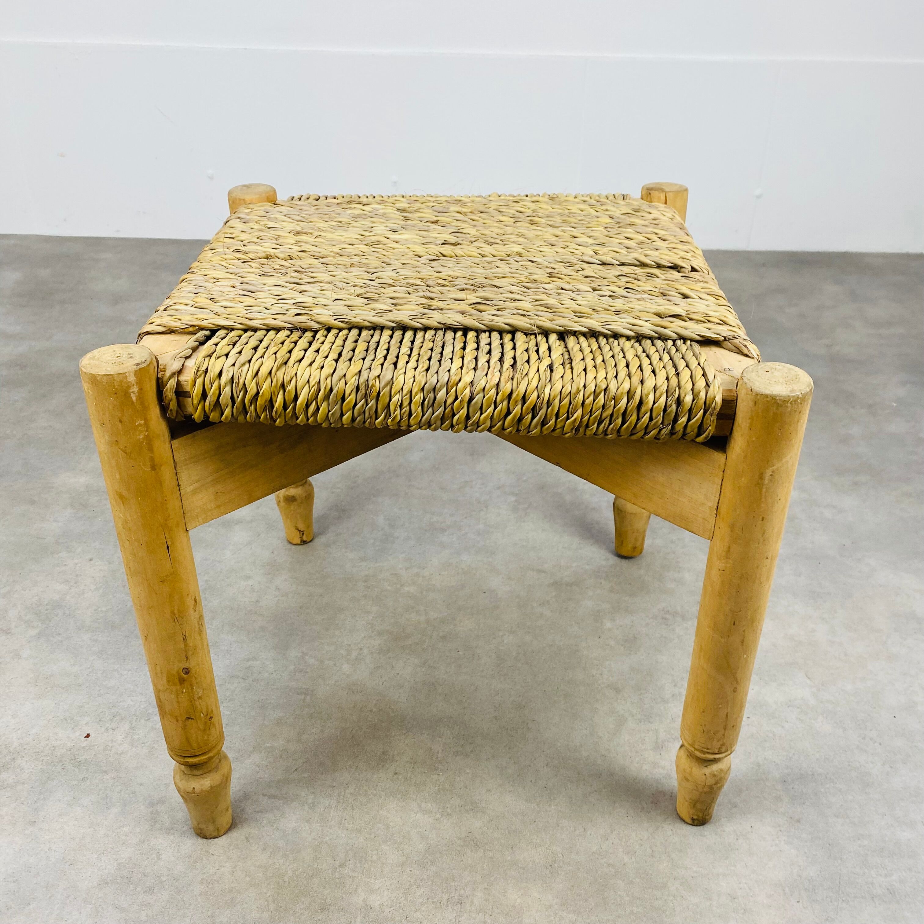 Stool woven straw raw wood