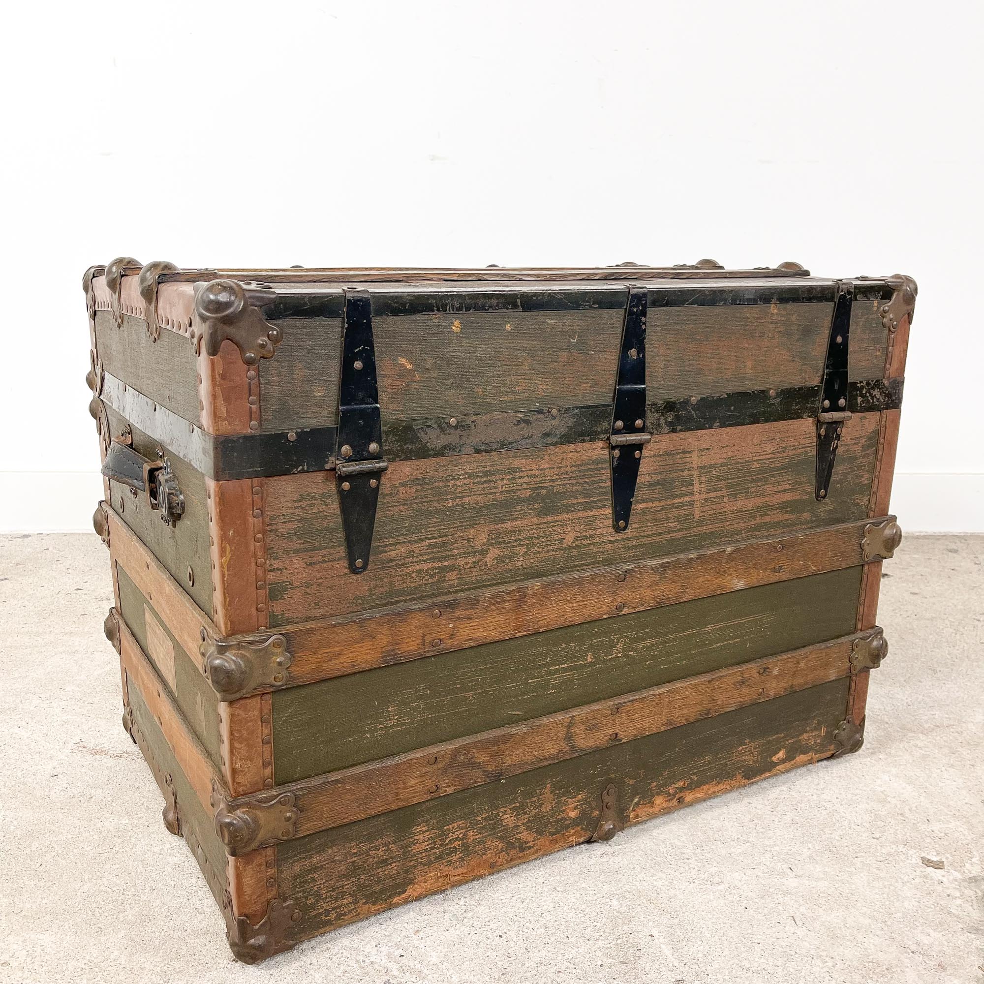 Antique american trunk chest 1900s