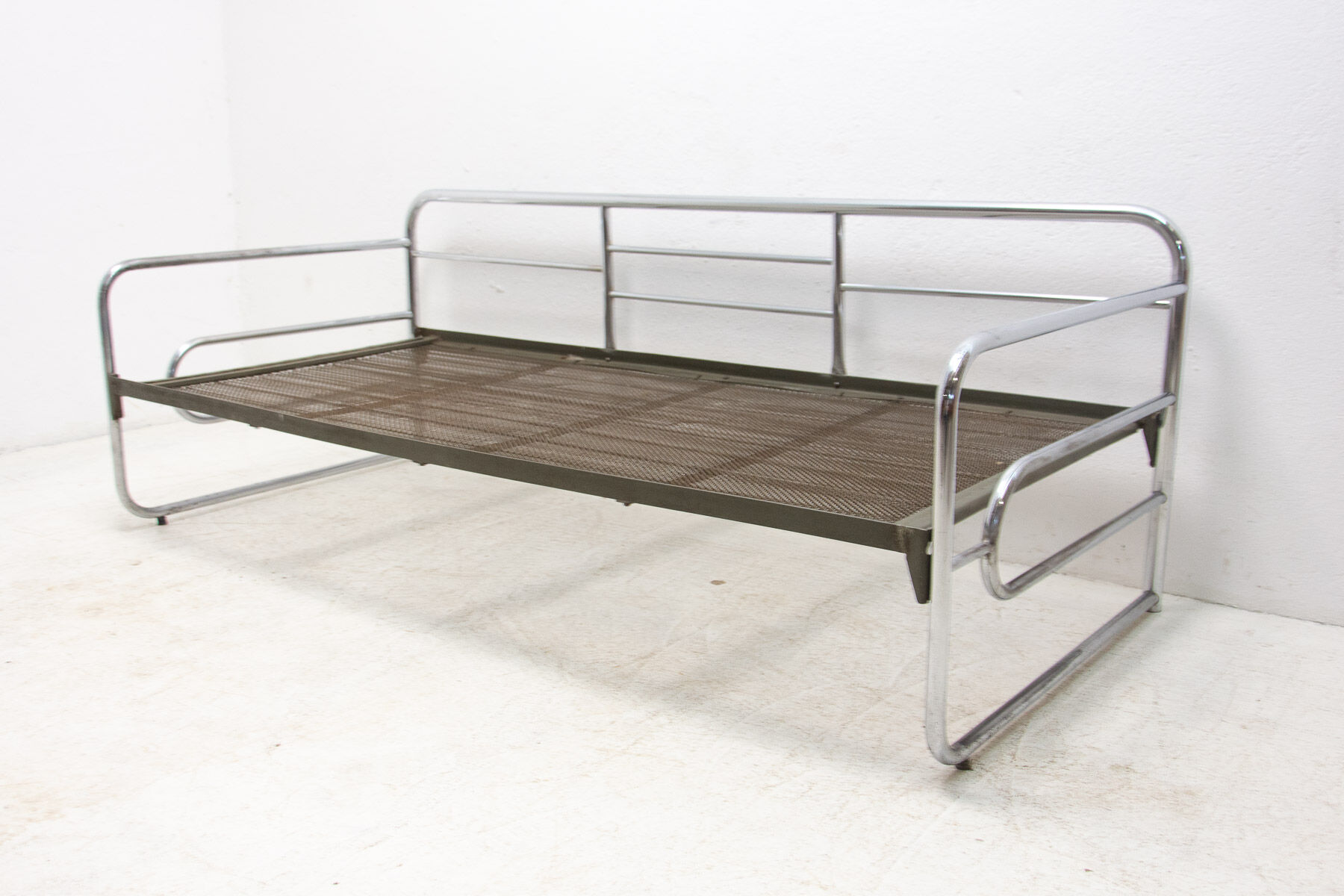 Tubular steel Bauhaus sofa, 1930´s, Bohemia