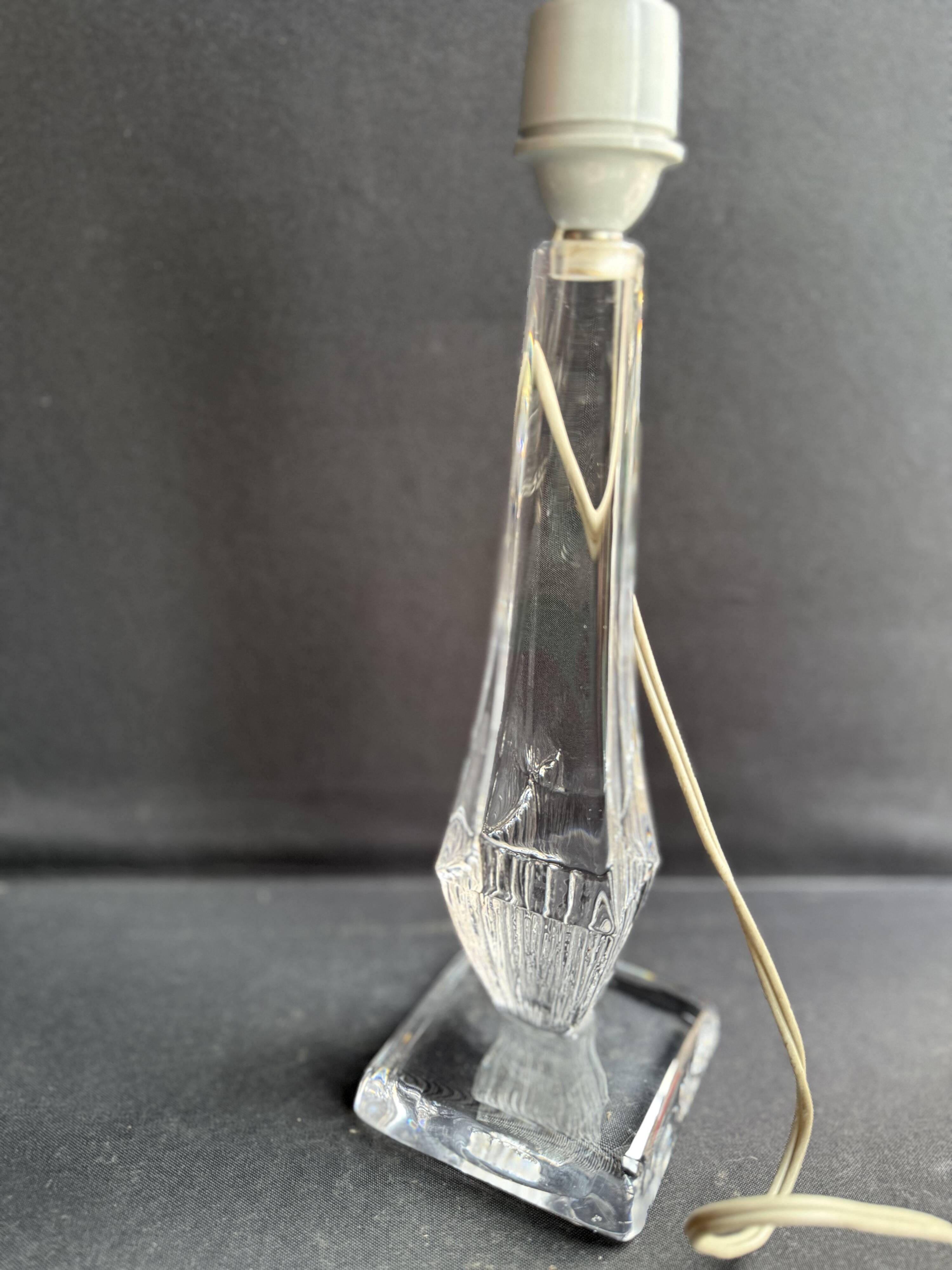 Daum crystal lamp – mid 20th century – Entirely original
