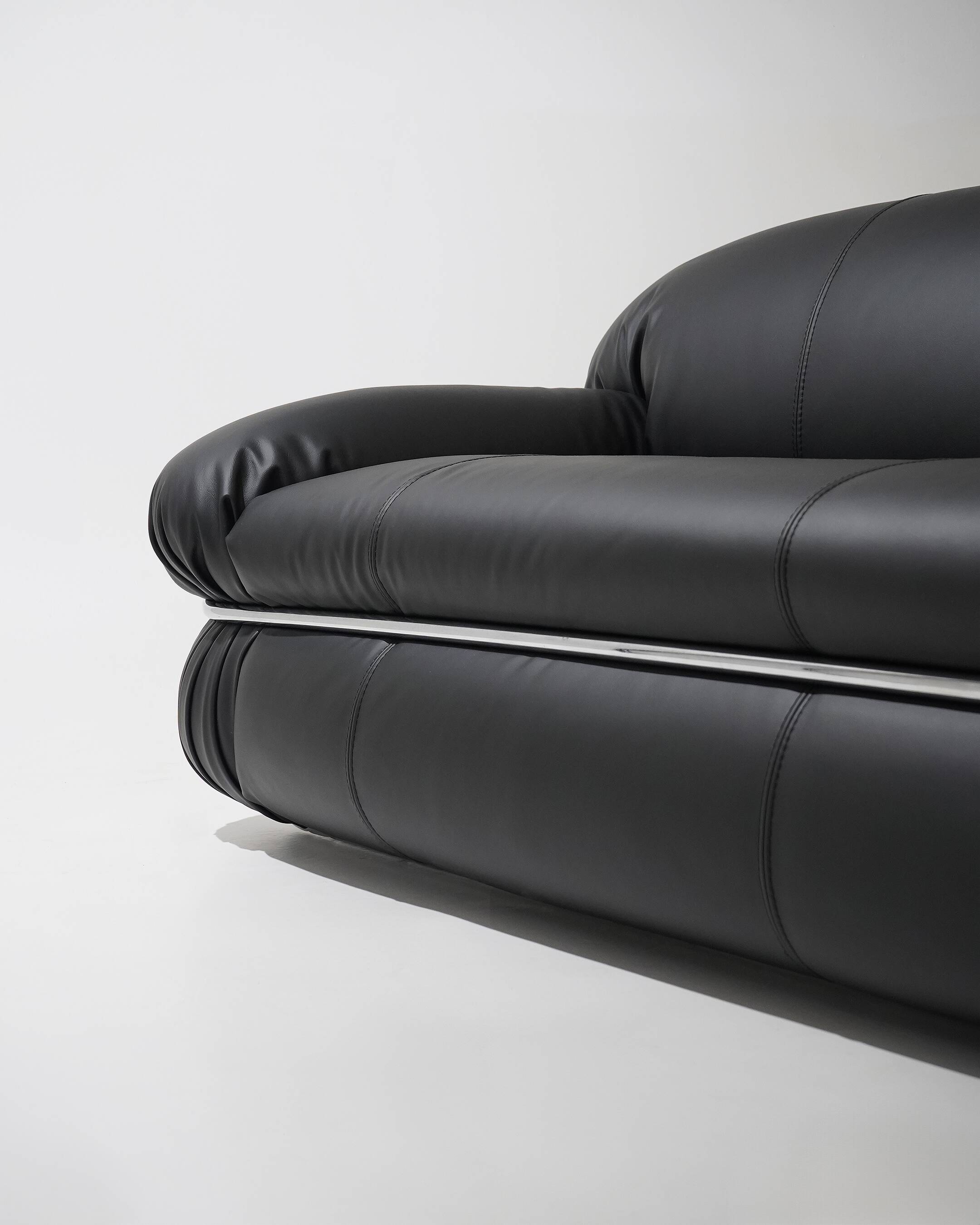 Canapé 3 places modèle "Luisa" par Ico e Luisa Parisi pour Comfort, années 1970