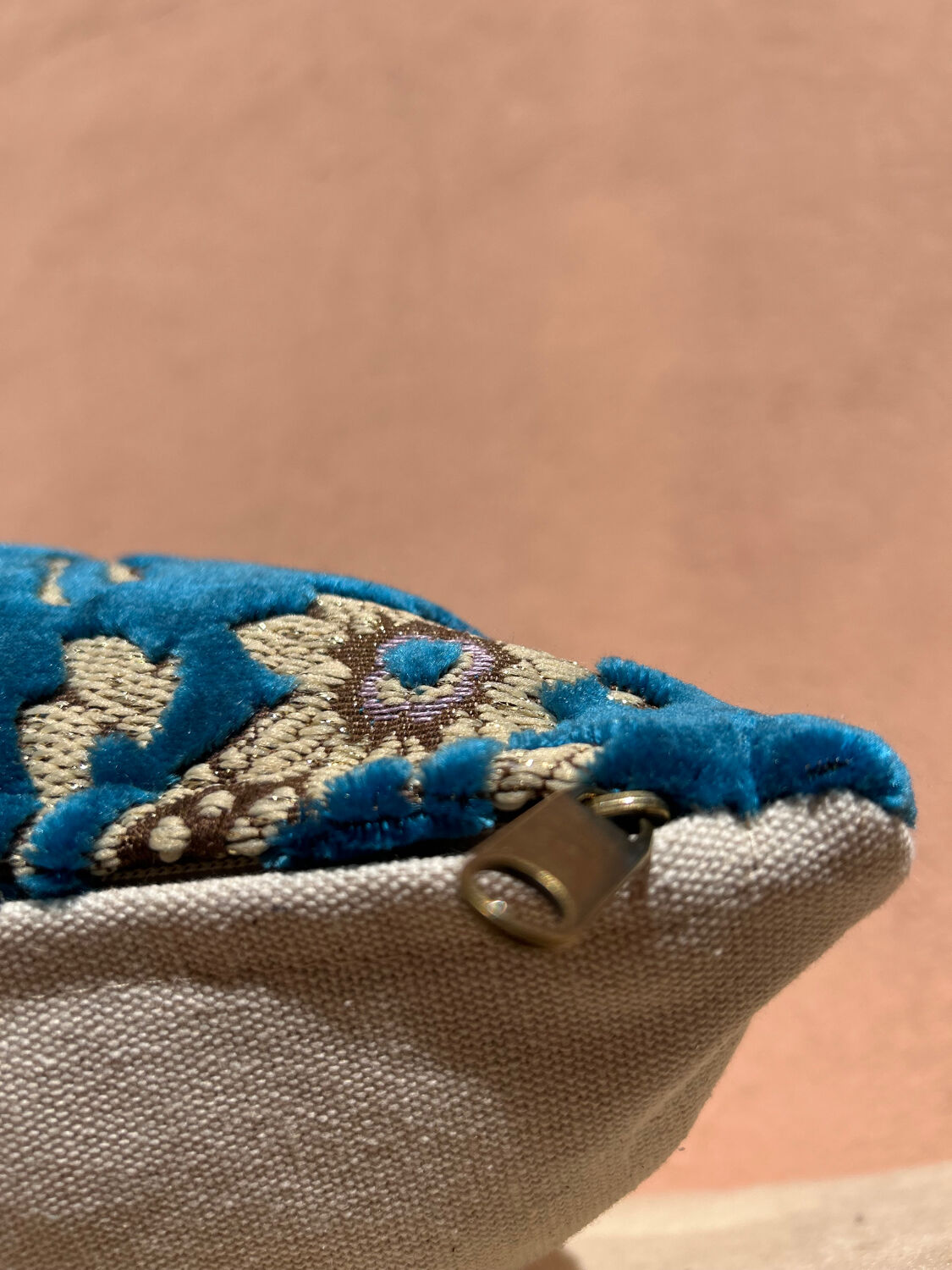 Velvet cushion 40x60cm