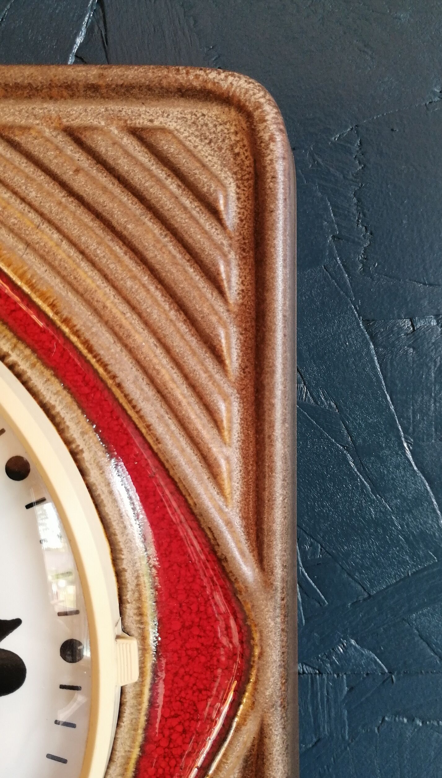 Vintage ceramic clock silent wall clock square "Peter red brown"