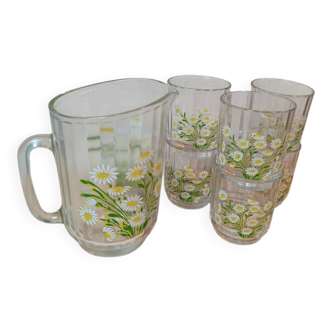 Orangeade service with a jug and six glasses featuring a daisy pattern.