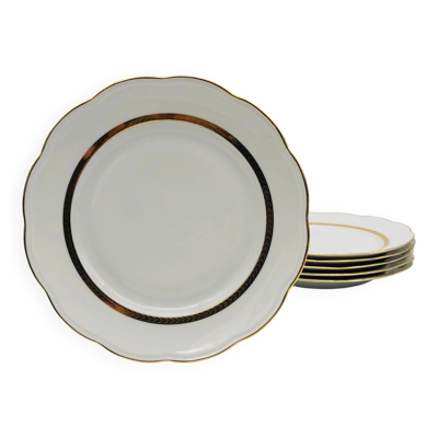 6 Assiettes à plates. En Porcelaine S.F.P. Limoges.