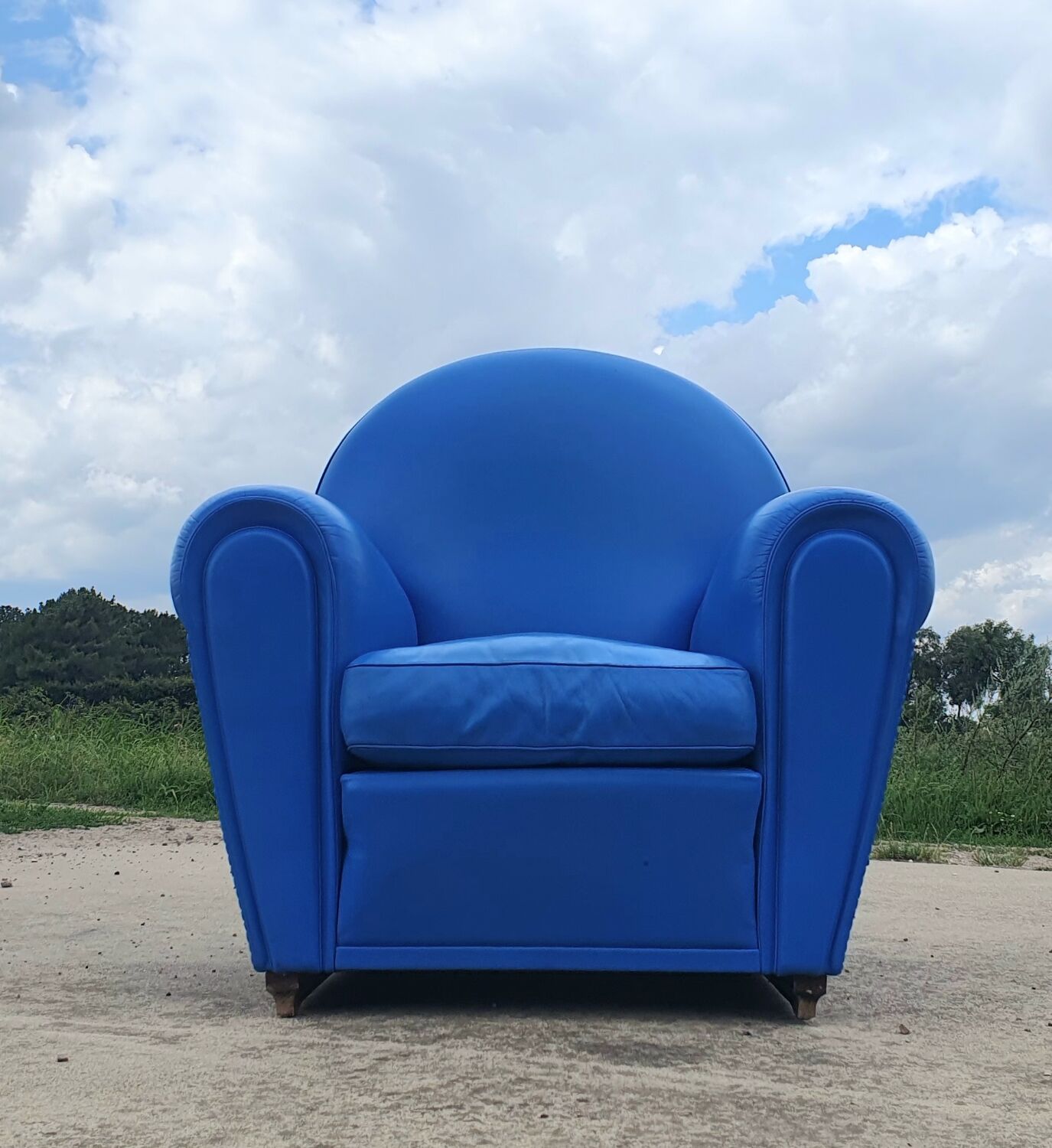 Poltrona frau Vanity chair by Renzo Frau Italian design