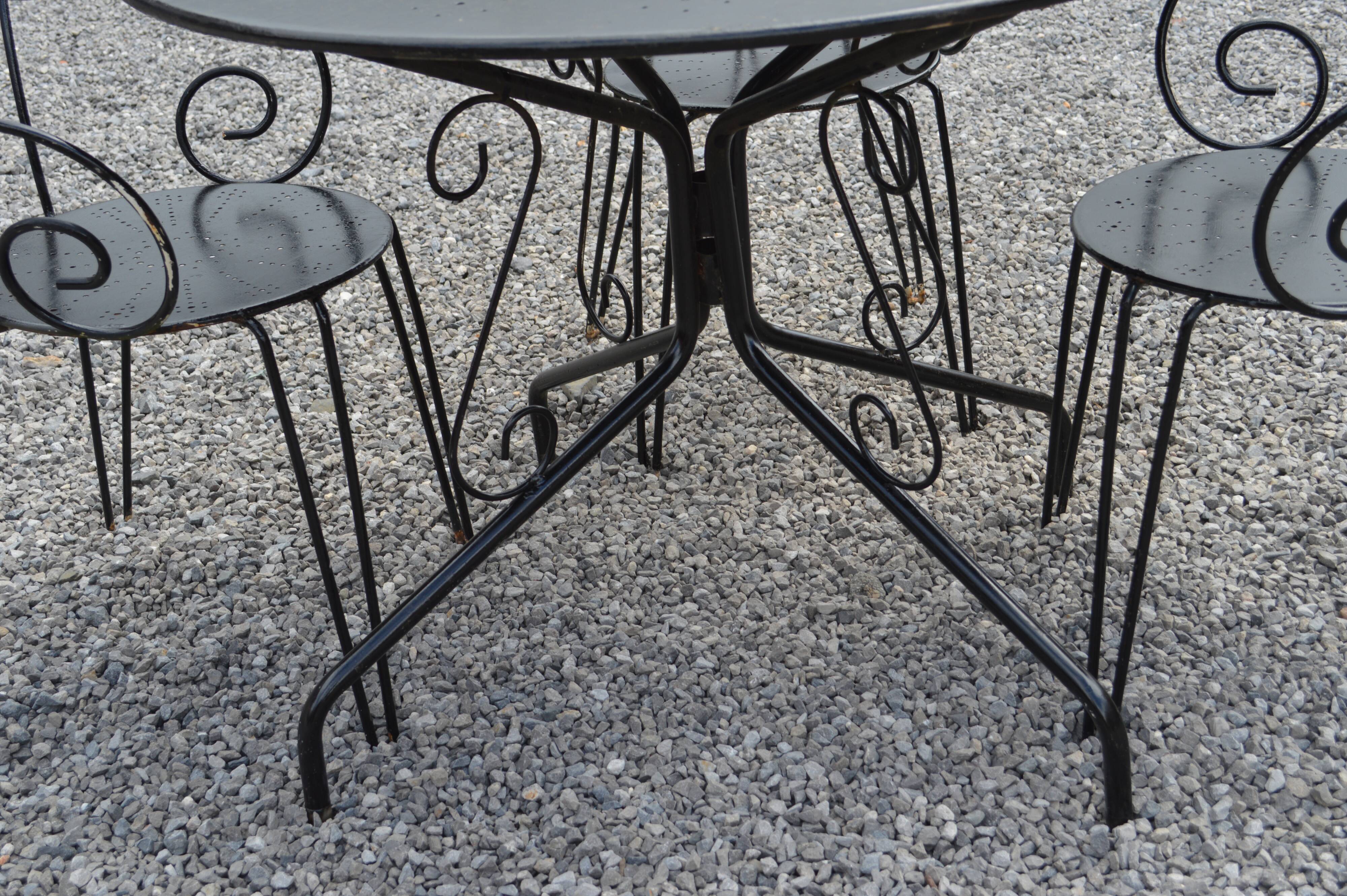 Wrought iron garden set