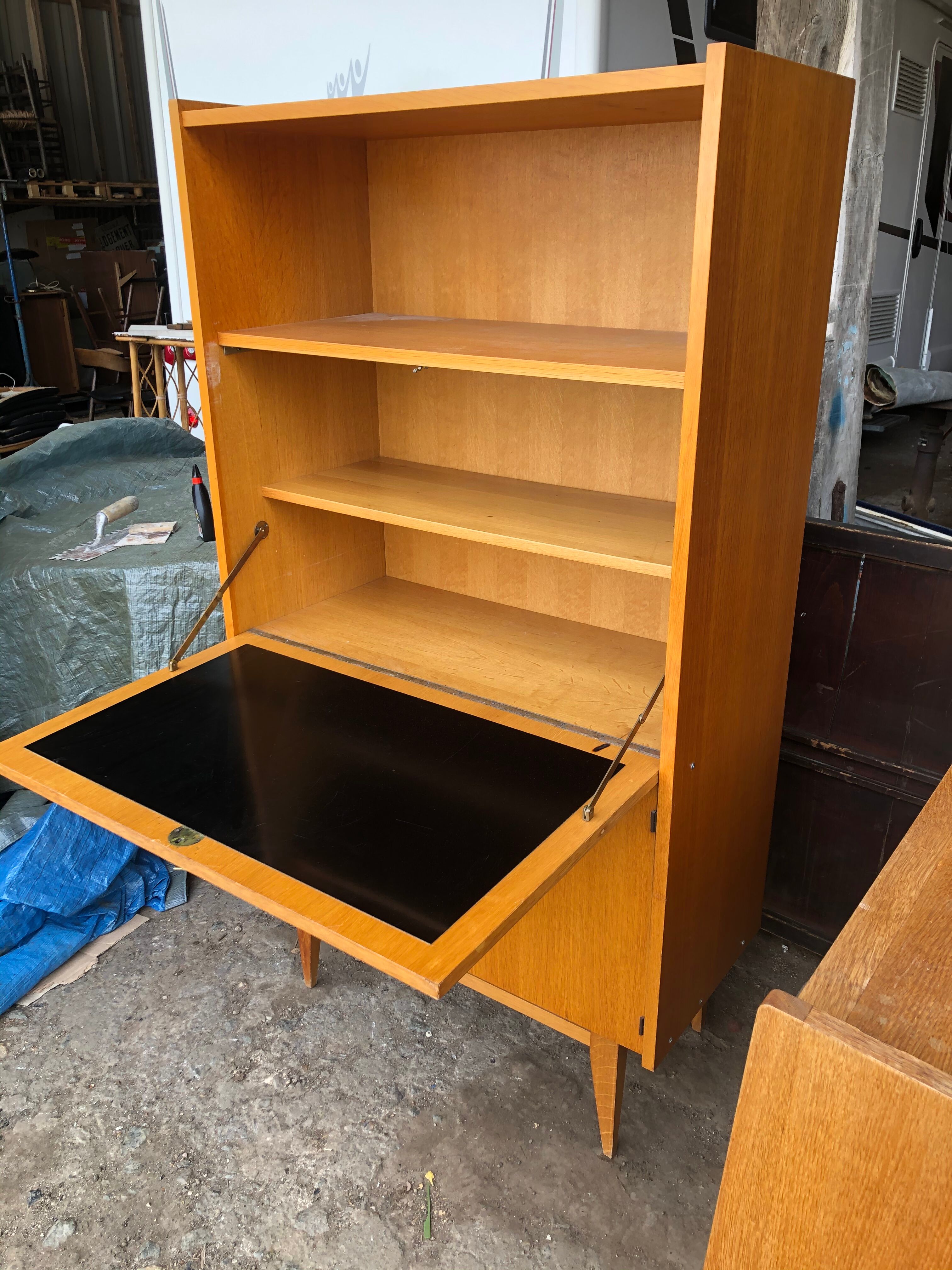 Secretary 1950 feet compass light oak