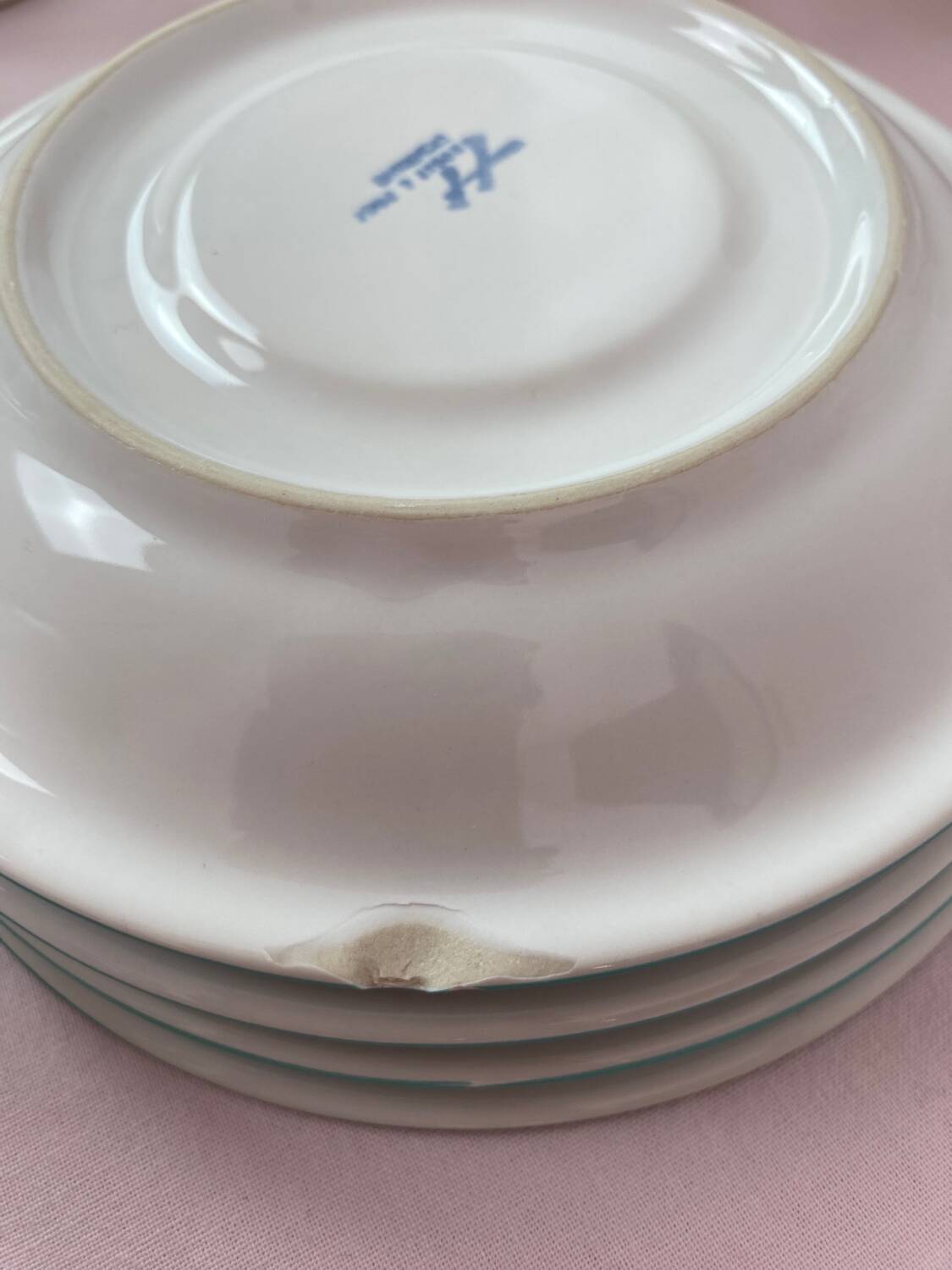 Vintage white and green service