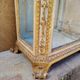 Italian display cabinet from the mid-18th century, Louis XV period, in lacquered and gilded wood.