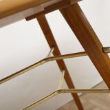 Table basse des années 1950 en bois de cerisier