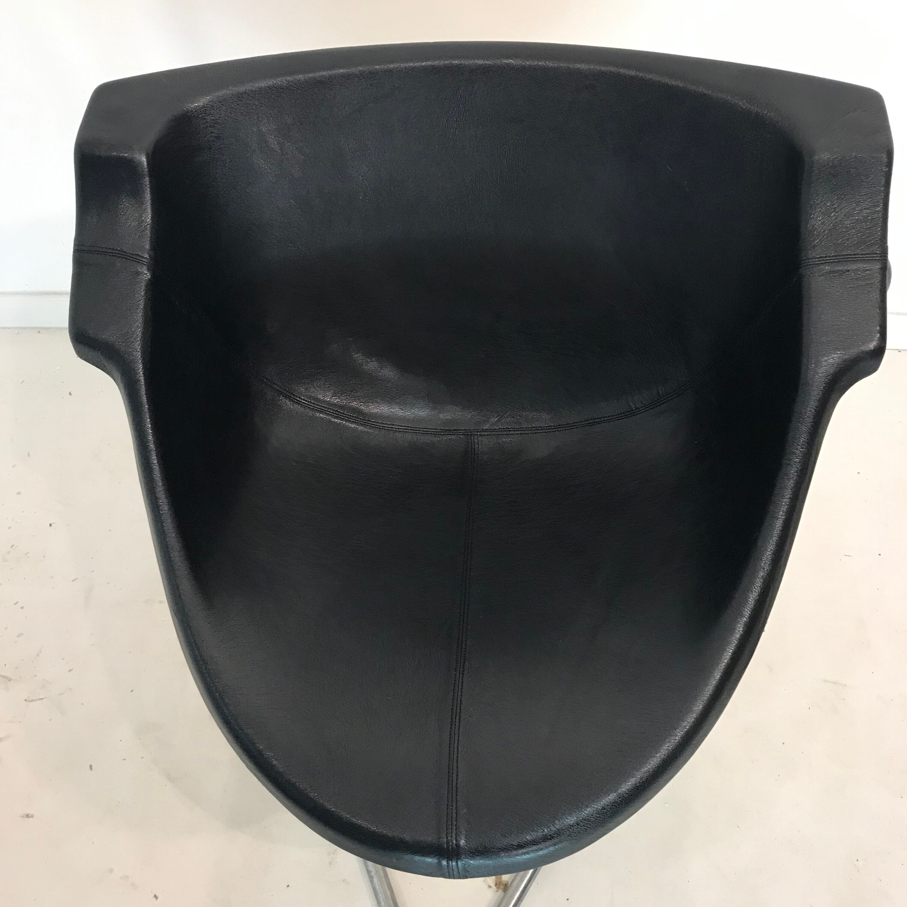 Chair pussycat Kwok Hoi Chan edition Steiner 1960