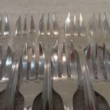 12 silver plated cake forks, Ercuis Compiègne, 13.7cm