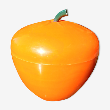 Ice bucket shape apple orange