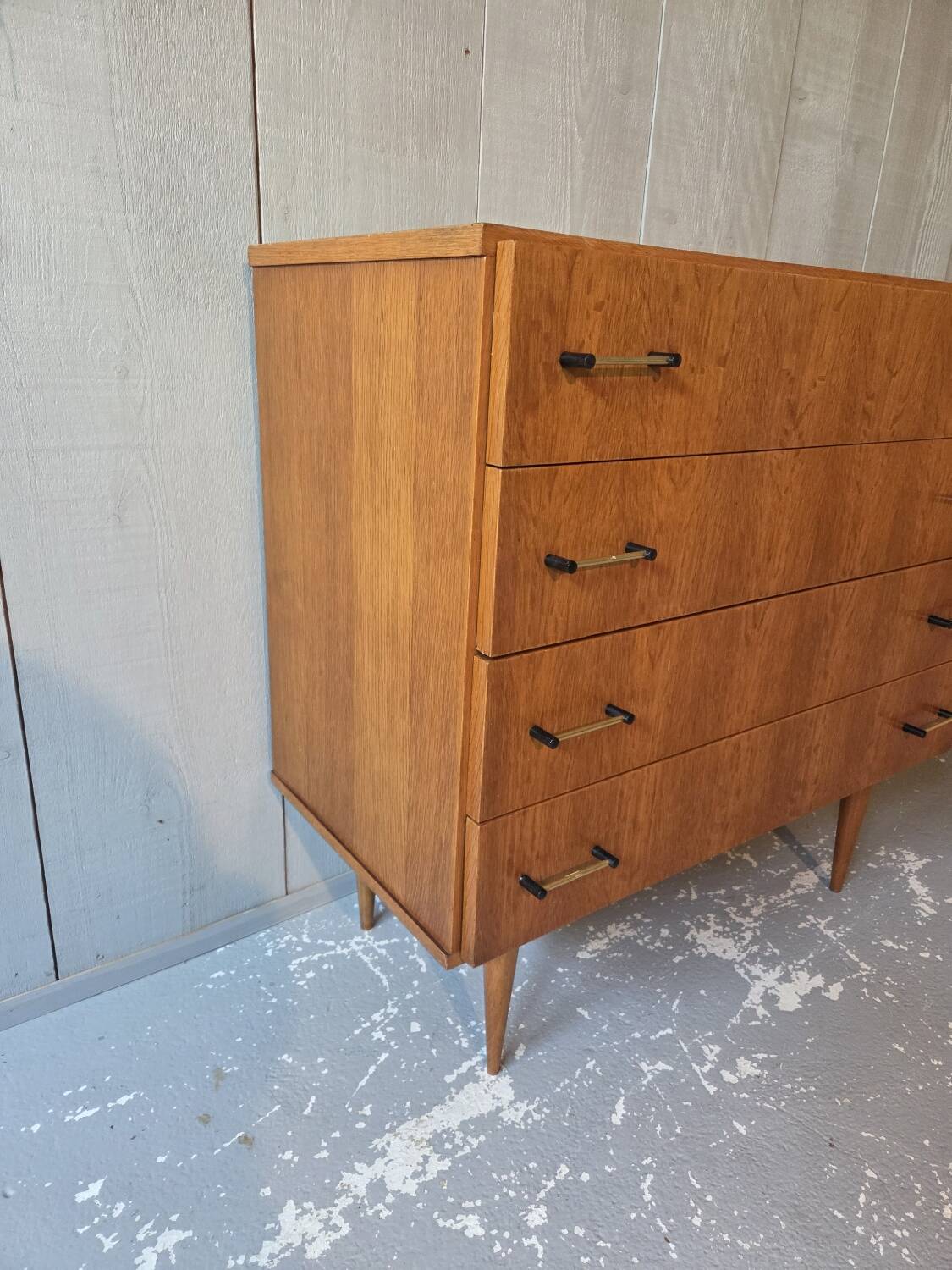 Vintage chest of drawers