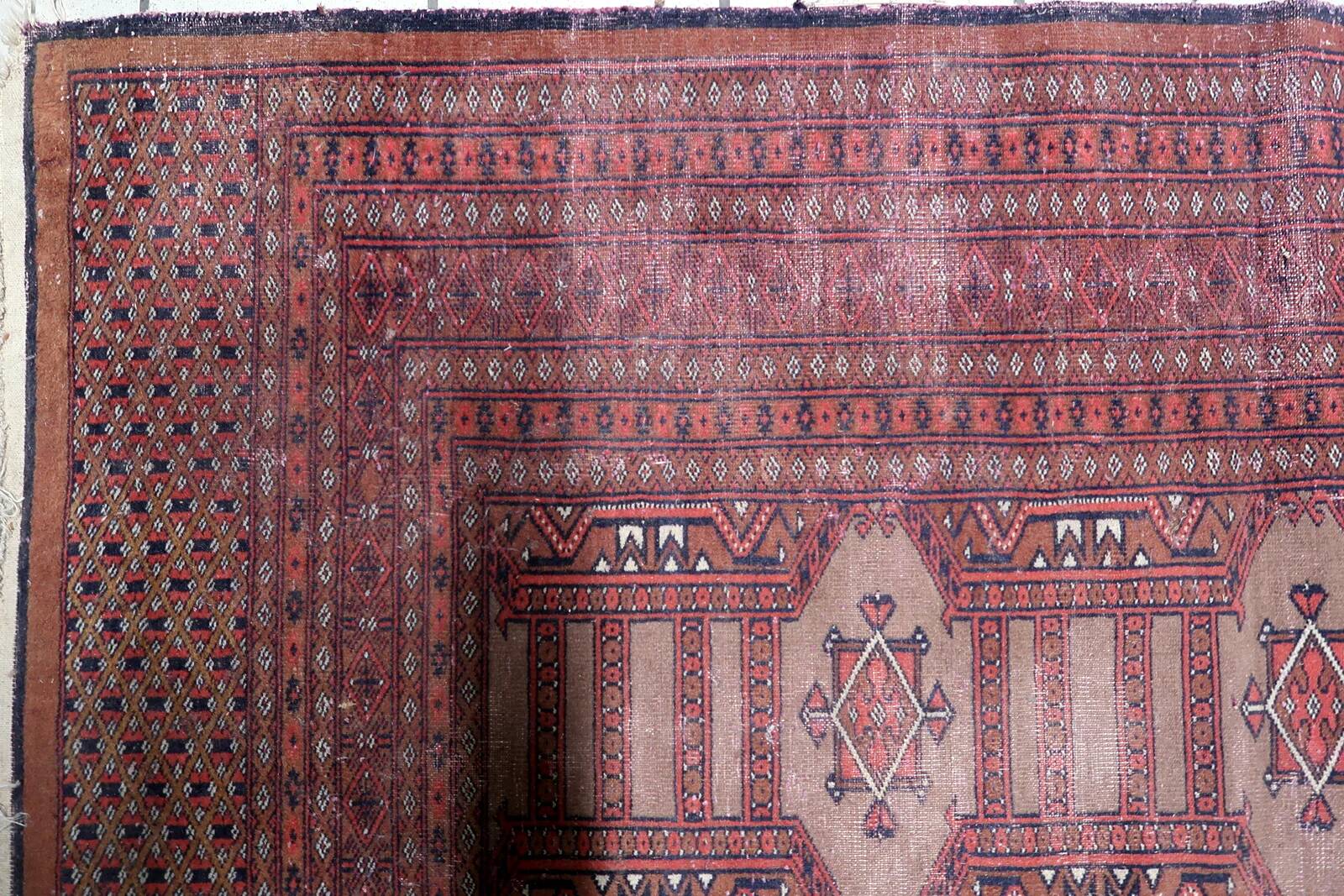 Handmade vintage Uzbek Bukhara rug 95cm x 157cm, 1950s