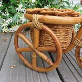 Cache pot en rotin et bambou tricycle vélo années 60 70