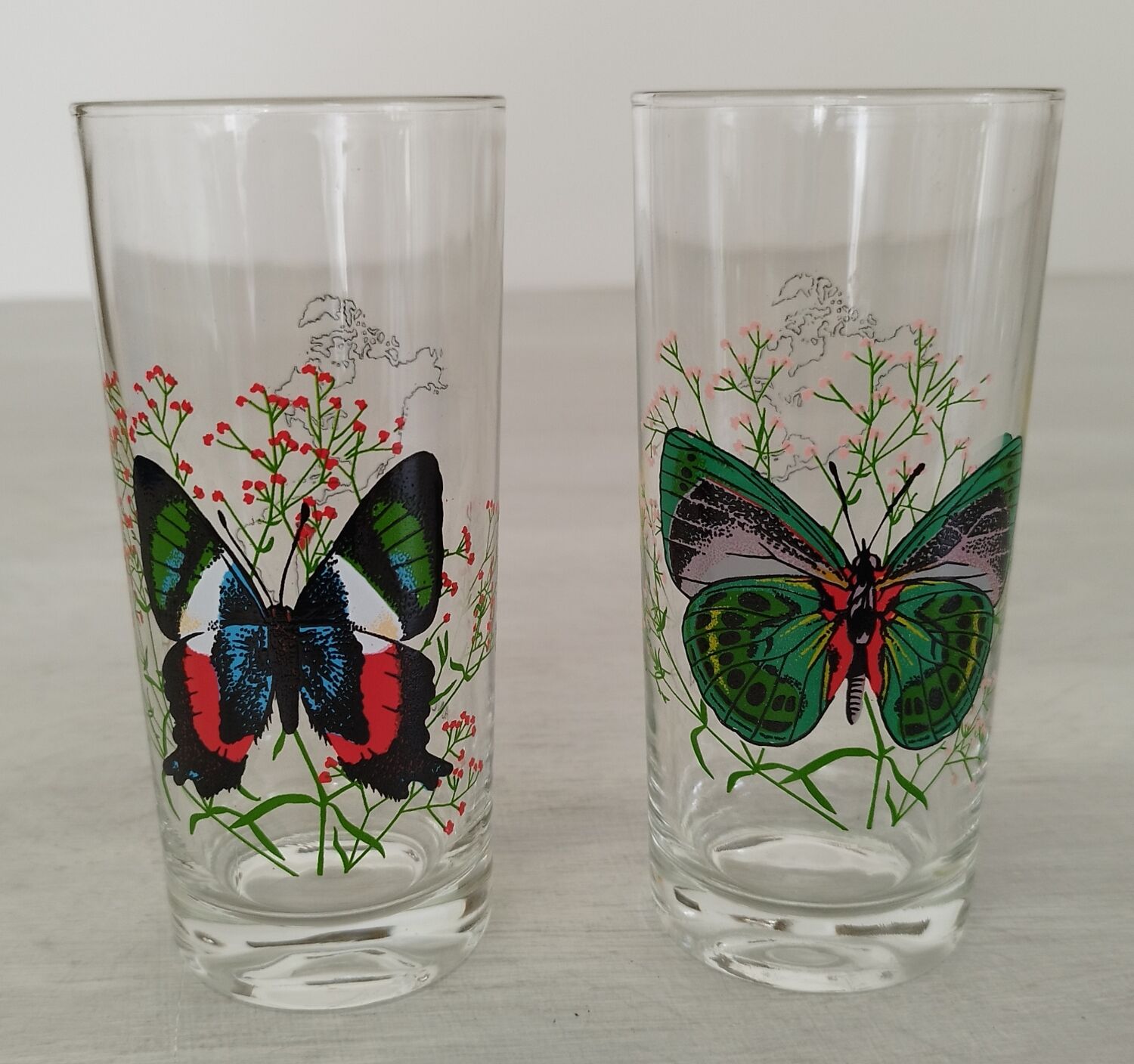 Verres à orangeade en verre décor papillon vintage
